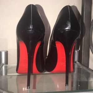 Christian Louboutin So Kate Patent Leather Pumps
